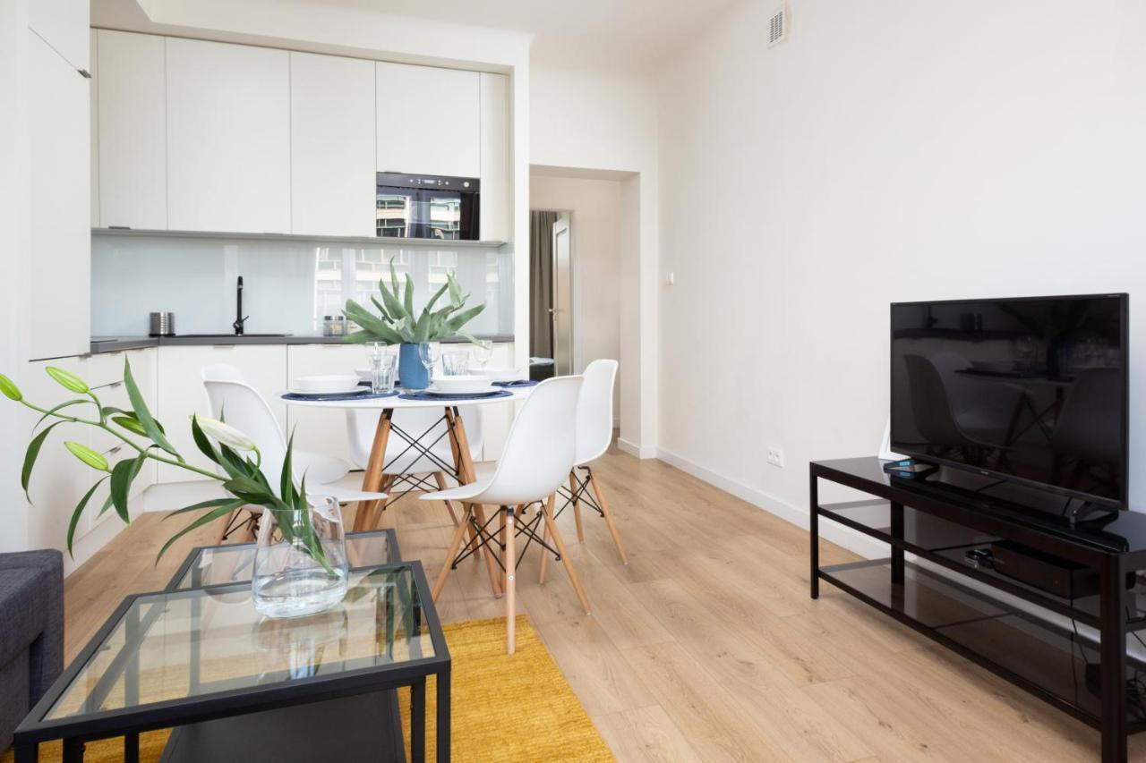 Family City Center Apartment By Renters Prestige Varşovia Exterior foto