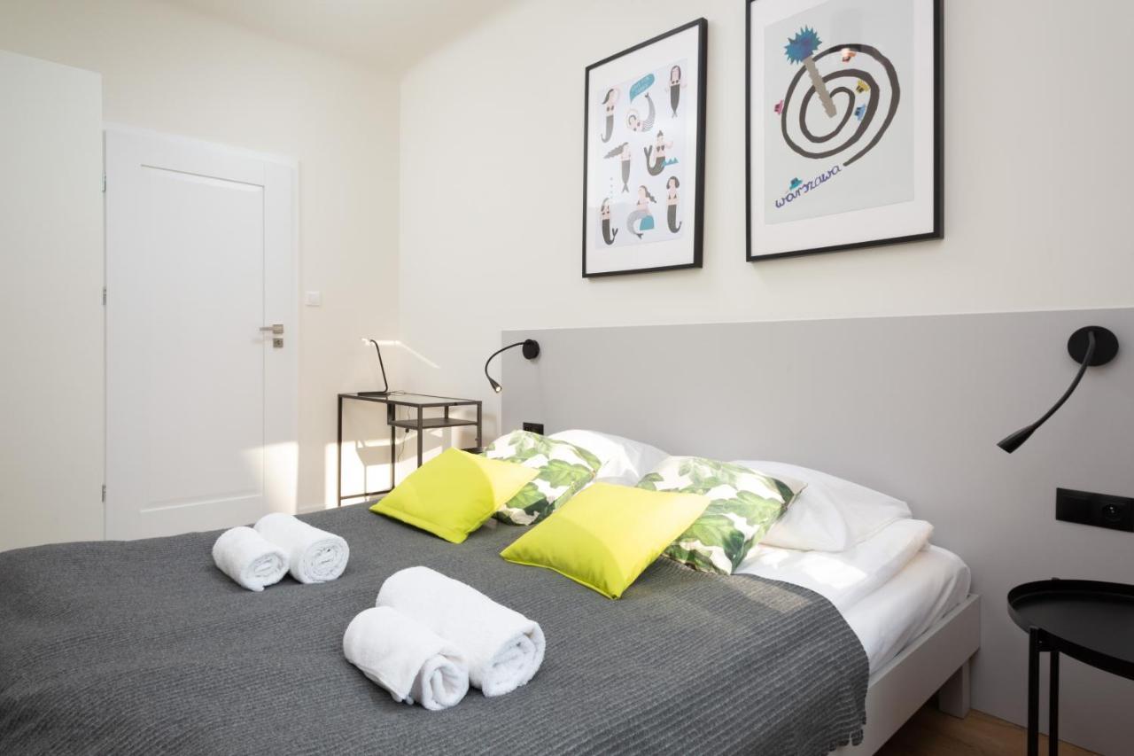 Family City Center Apartment By Renters Prestige Varşovia Exterior foto